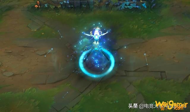 LOL拉克丝斩星、暗星皮肤上手后对比